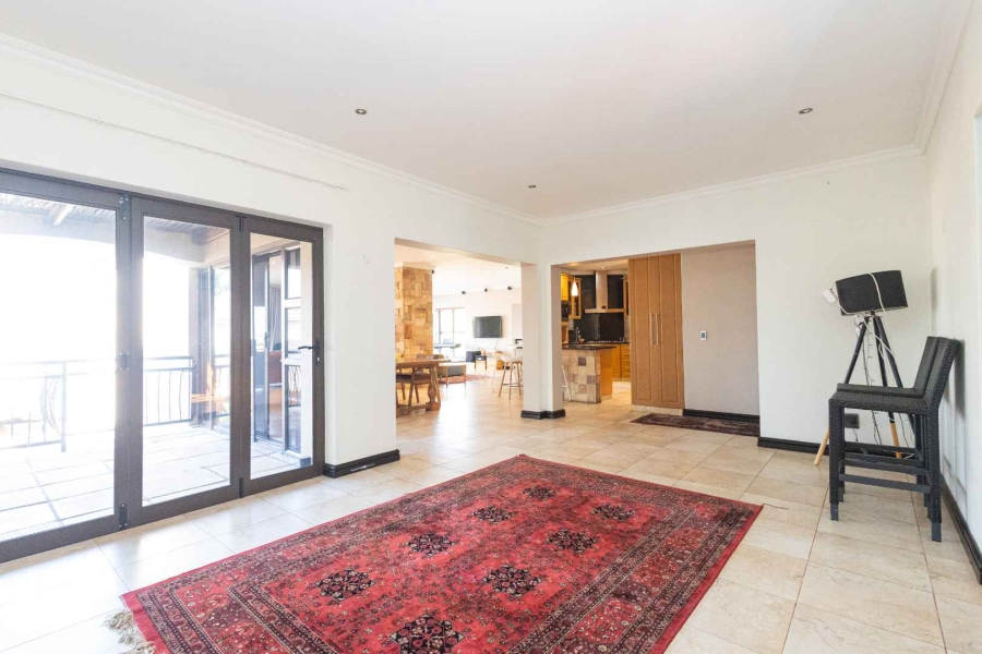 To Let 4 Bedroom Property for Rent in Ridgeworth Western Cape